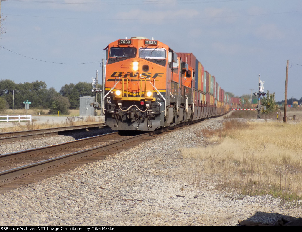 BNSF 7533